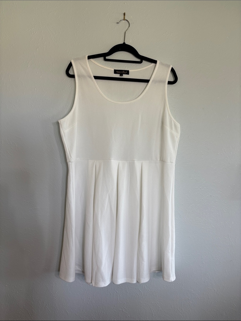 White Mark Classic White Dress